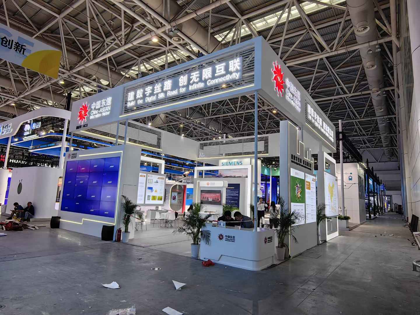福州數(shù)字中國會(huì)展中心、廣州展會(huì)設(shè)計(jì)搭建